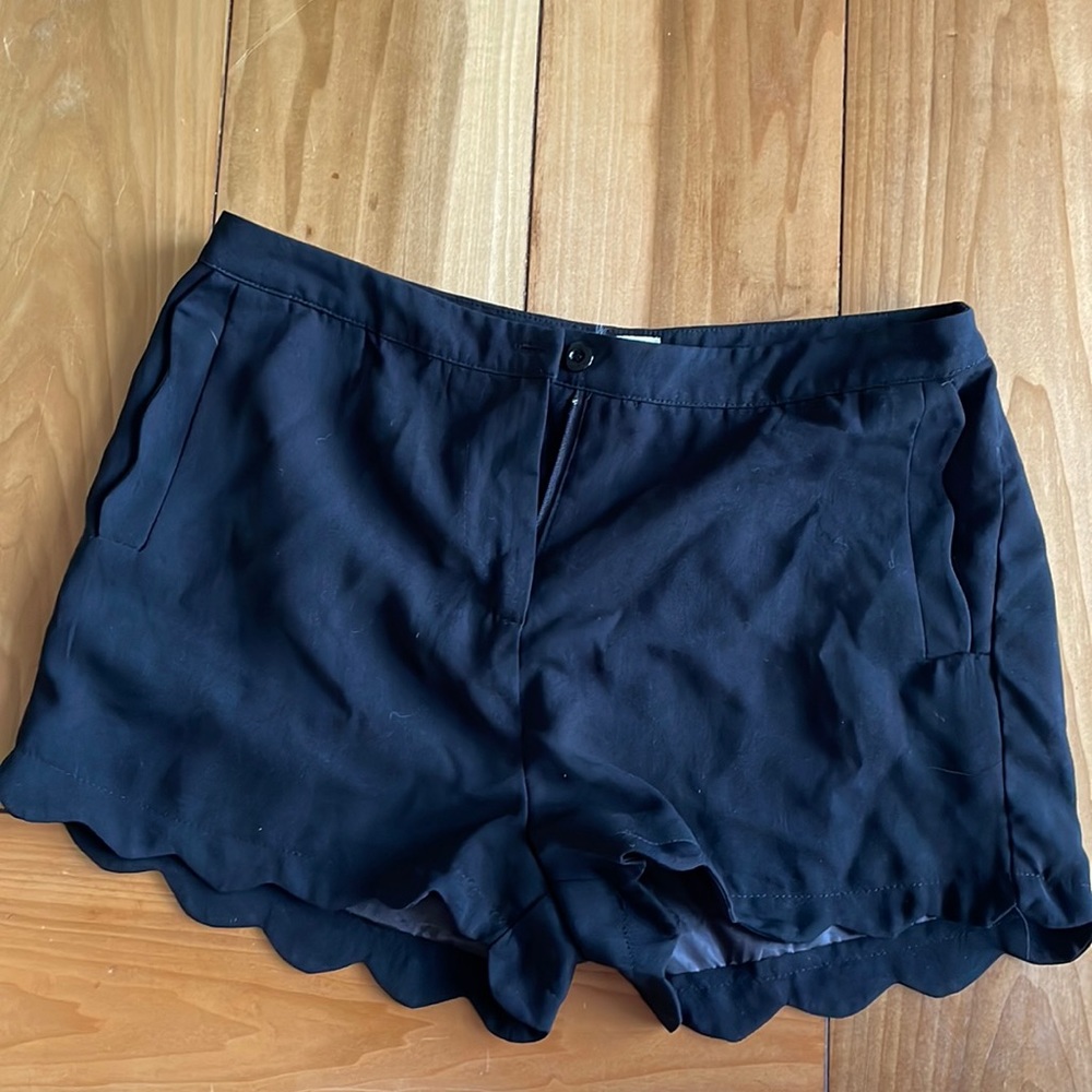 Black shorts. Size M.